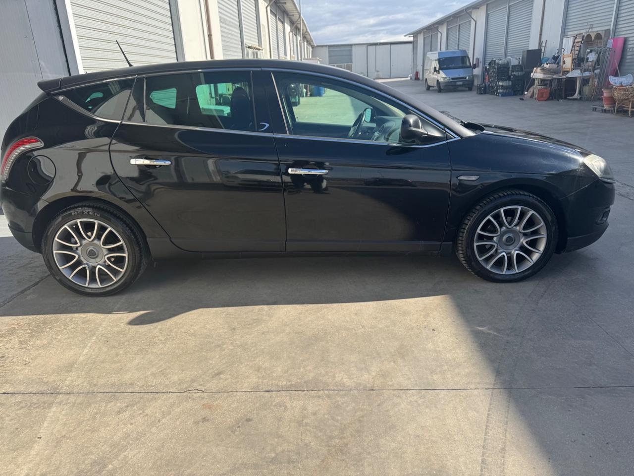Lancia Delta 1.6 MJT DPF Platino