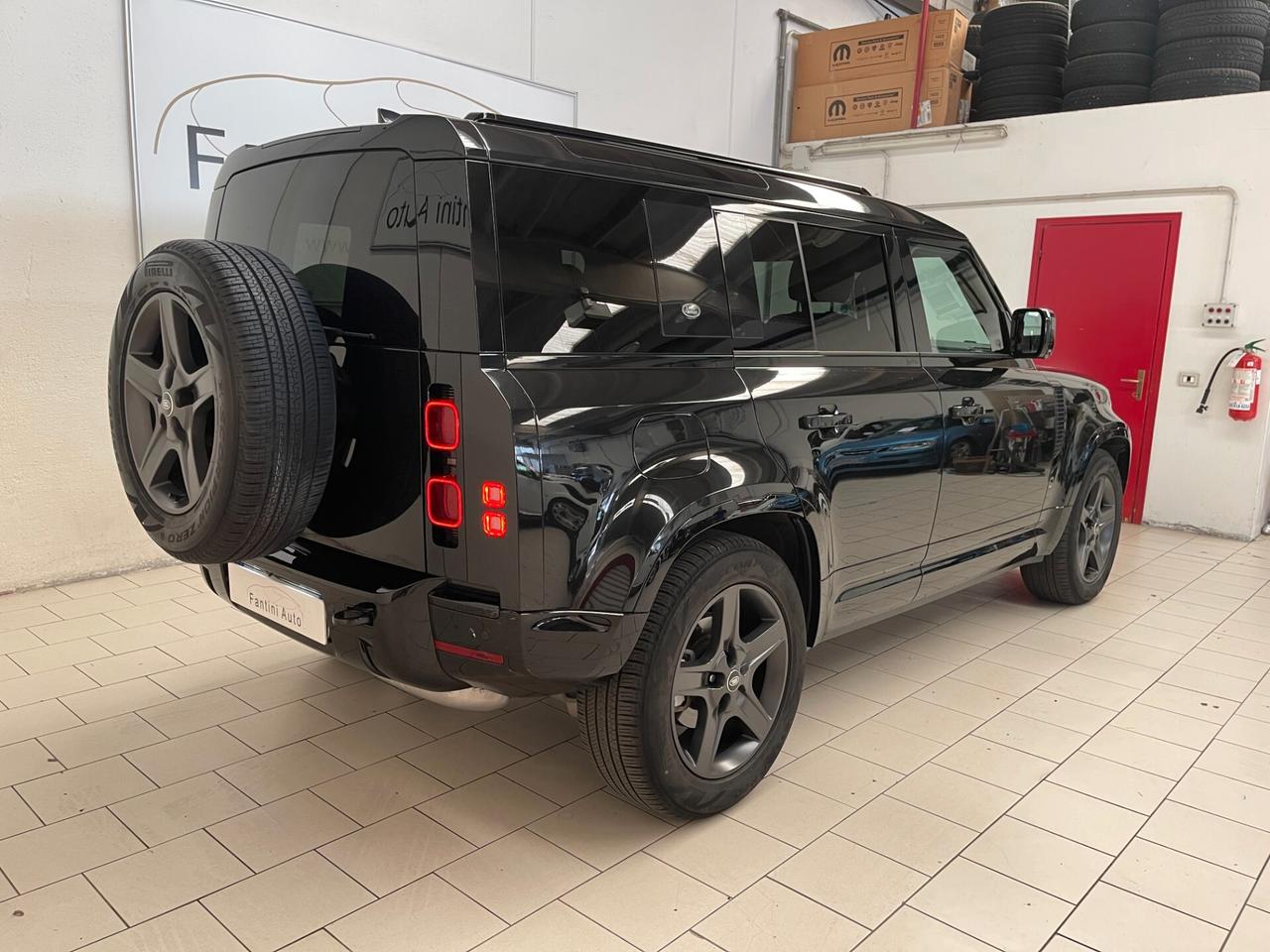 Land Rover Defender 110 SE X-Dynamic 3.0d awd 200cv c.auto-Subentro Noleggio-LEGGI SOTTO