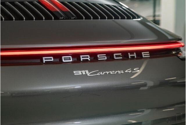 Porsche 911 Carrera 4S