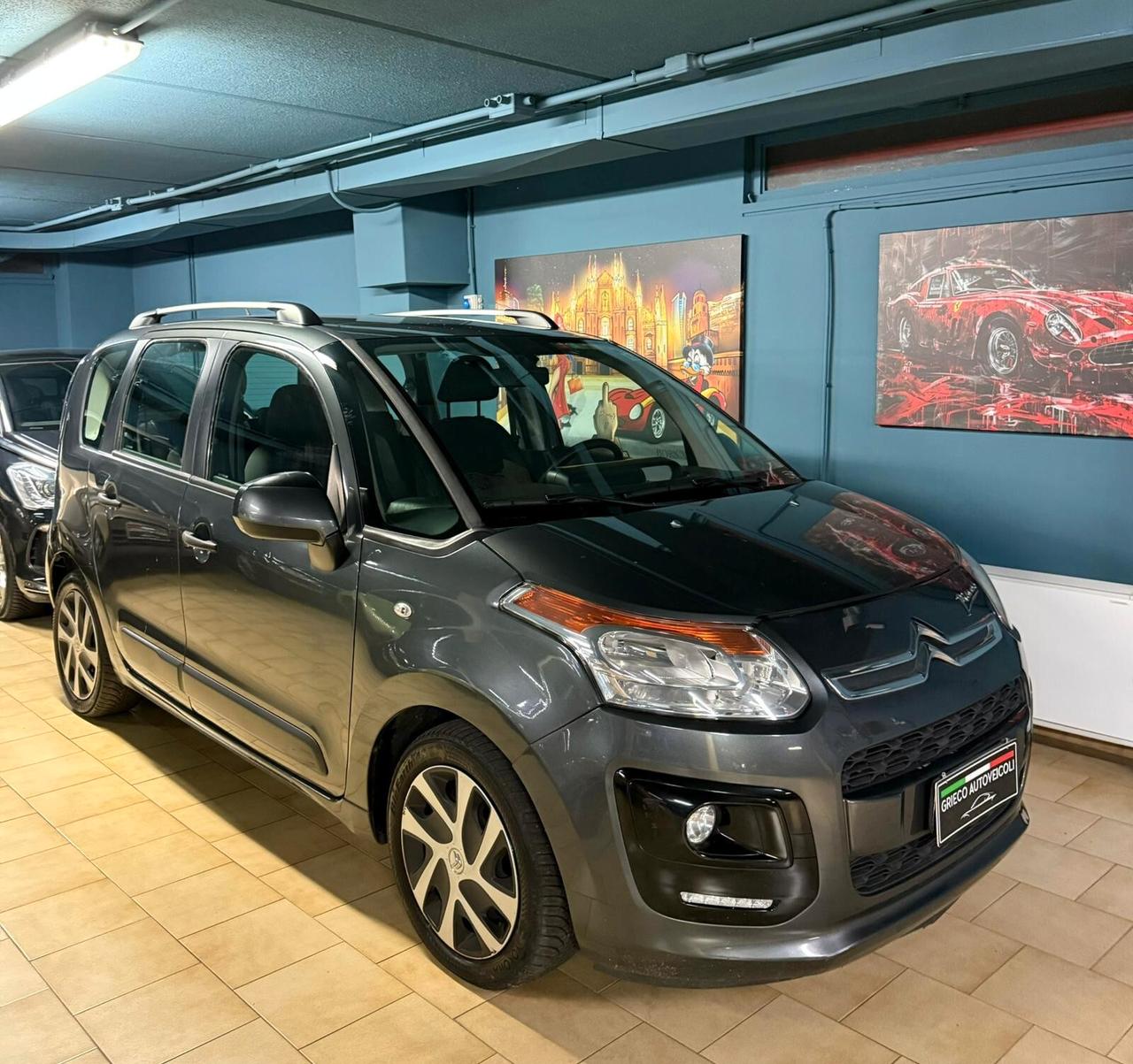 Citroen C3PICASSO DISTRIBUZIONE E TAGLIANDO GIA' FATTI!!