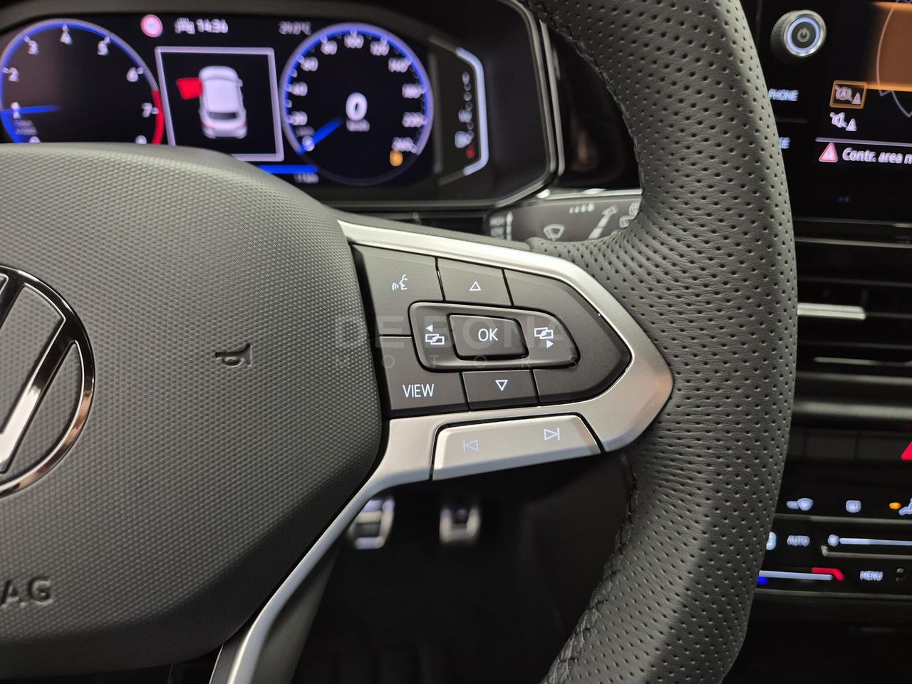 Volkswagen T-Roc 1.0 tsi r-line 115cv