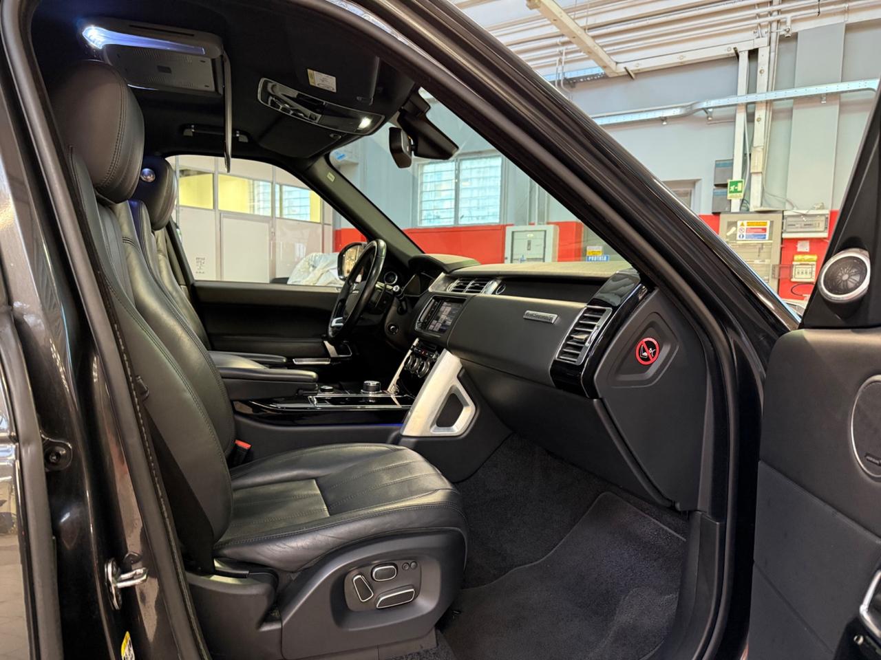 Land Rover Range 3.0 TDV6 Vogue LWB