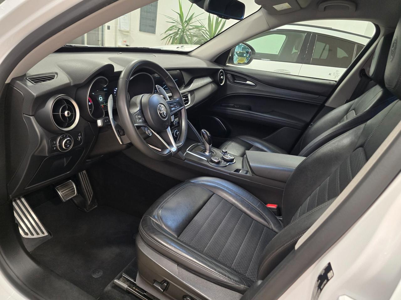 Alfa Romeo Stelvio 2.2 Turbodiesel 210 CV AT8 Q4 Super