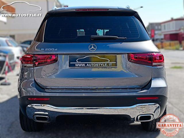 MERCEDES-BENZ GLB 200 d Automatic Sport