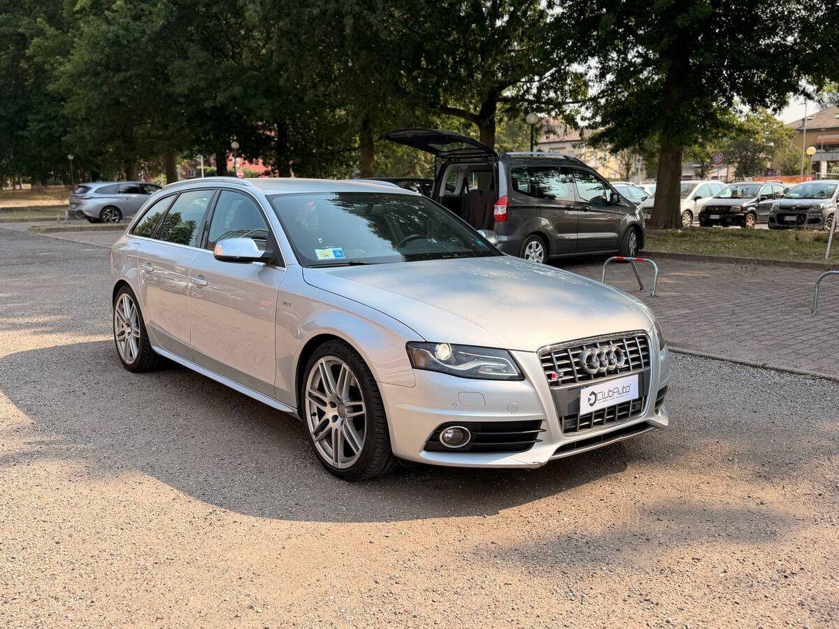 Audi A4 IV 2007 Avant S4 3.0 V6 tfsi quattro s-tronic