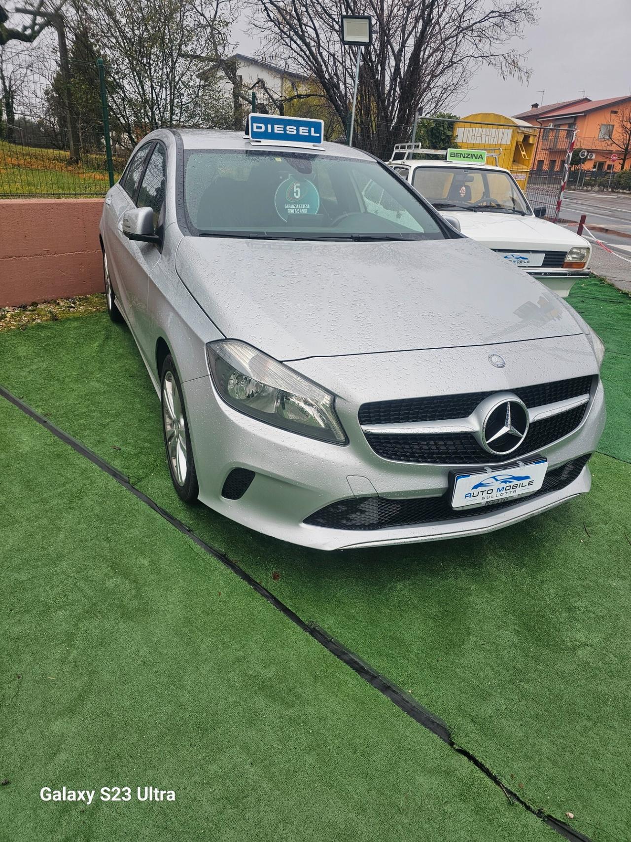 Mercedes-benz A 160 d Premium