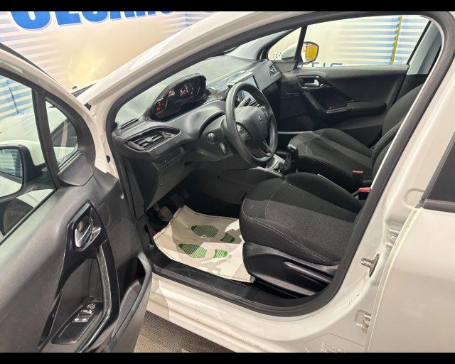 PEUGEOT 208 5p 1.2 puretech Access 82cv