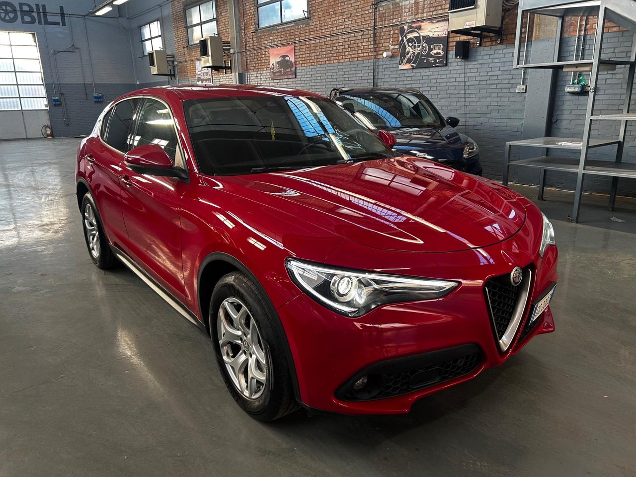 Alfa Romeo Stelvio 2.2 Turbodiesel 160 CV AT8 RWD Business