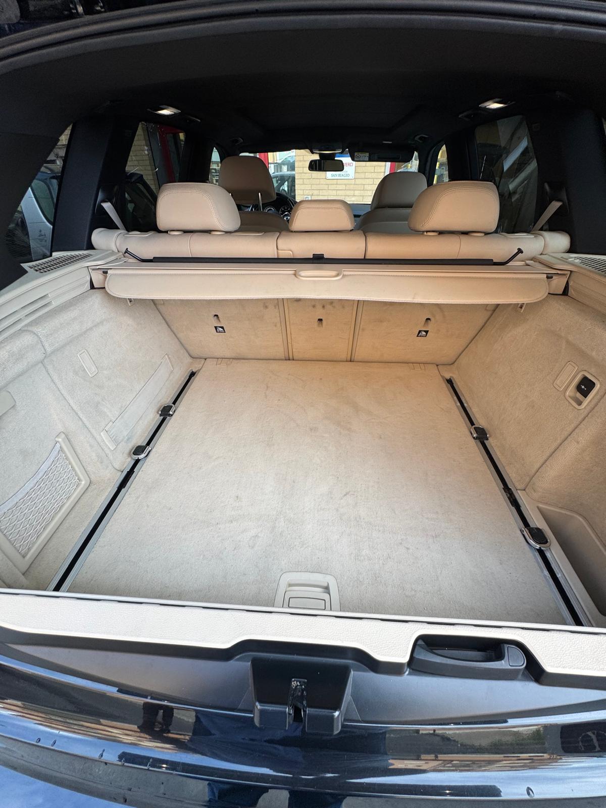 BMW X5 xdrive30d Experience 258cv auto