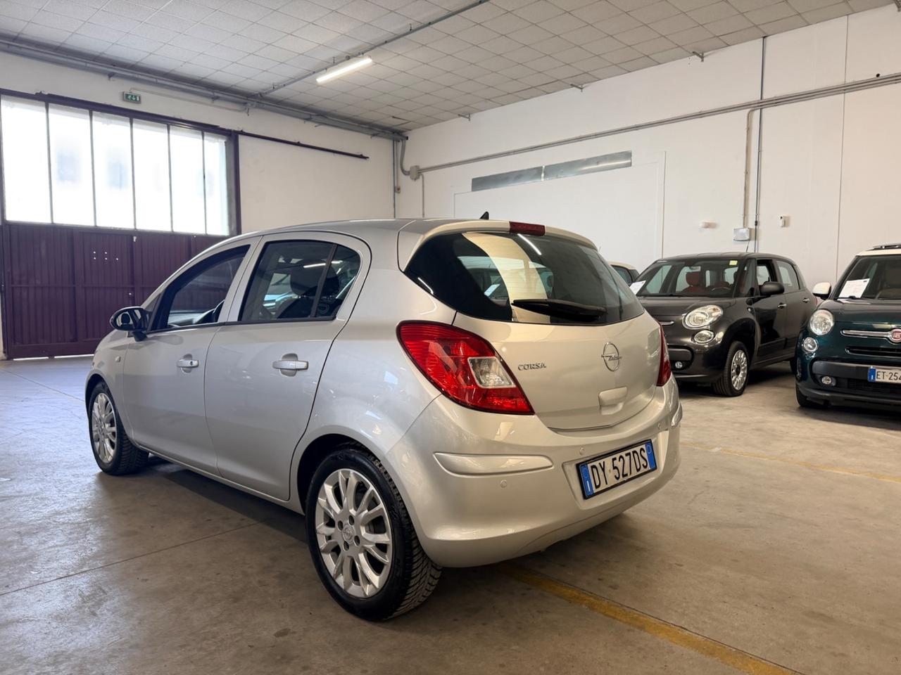 Opel Corsa 1.2 80CV 5 porte GPL-TECH Enjoy