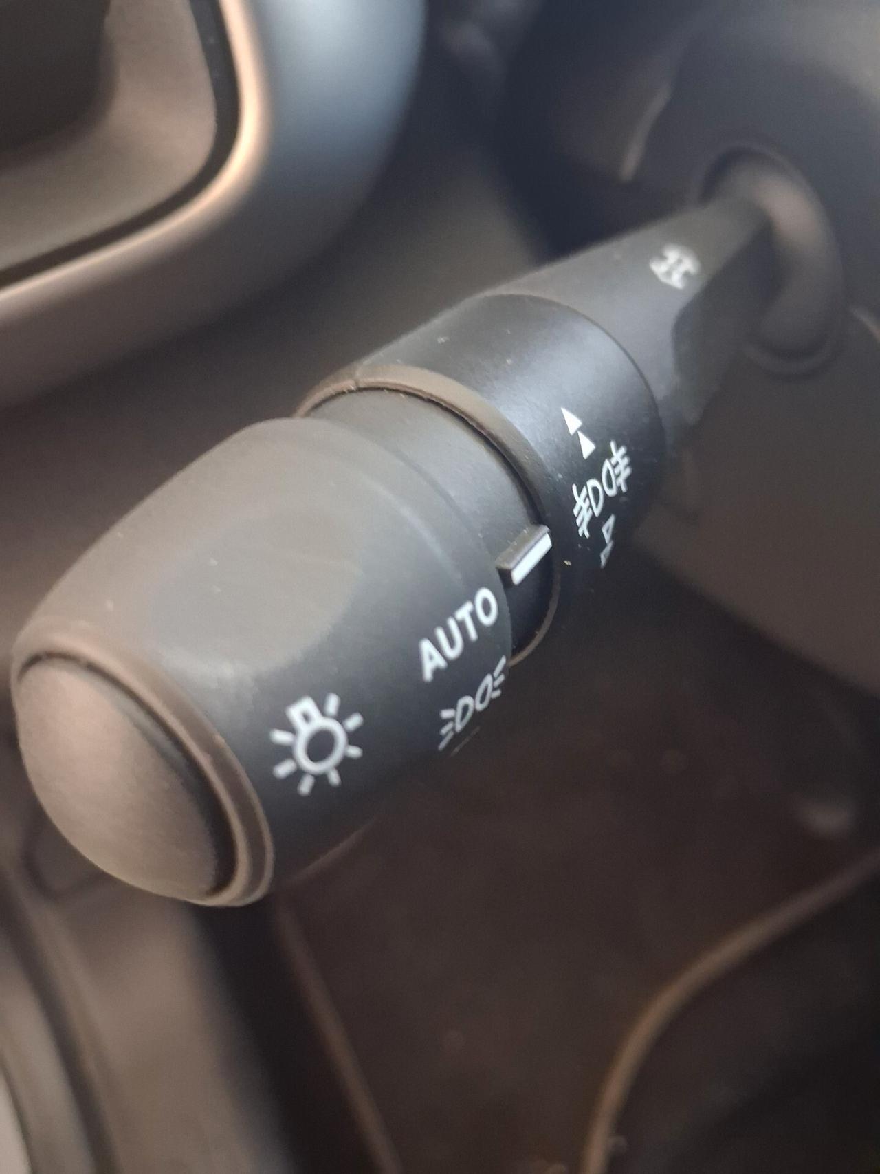 Jeep Avenger 1.2 Turbo 110 CV MHEV Summit