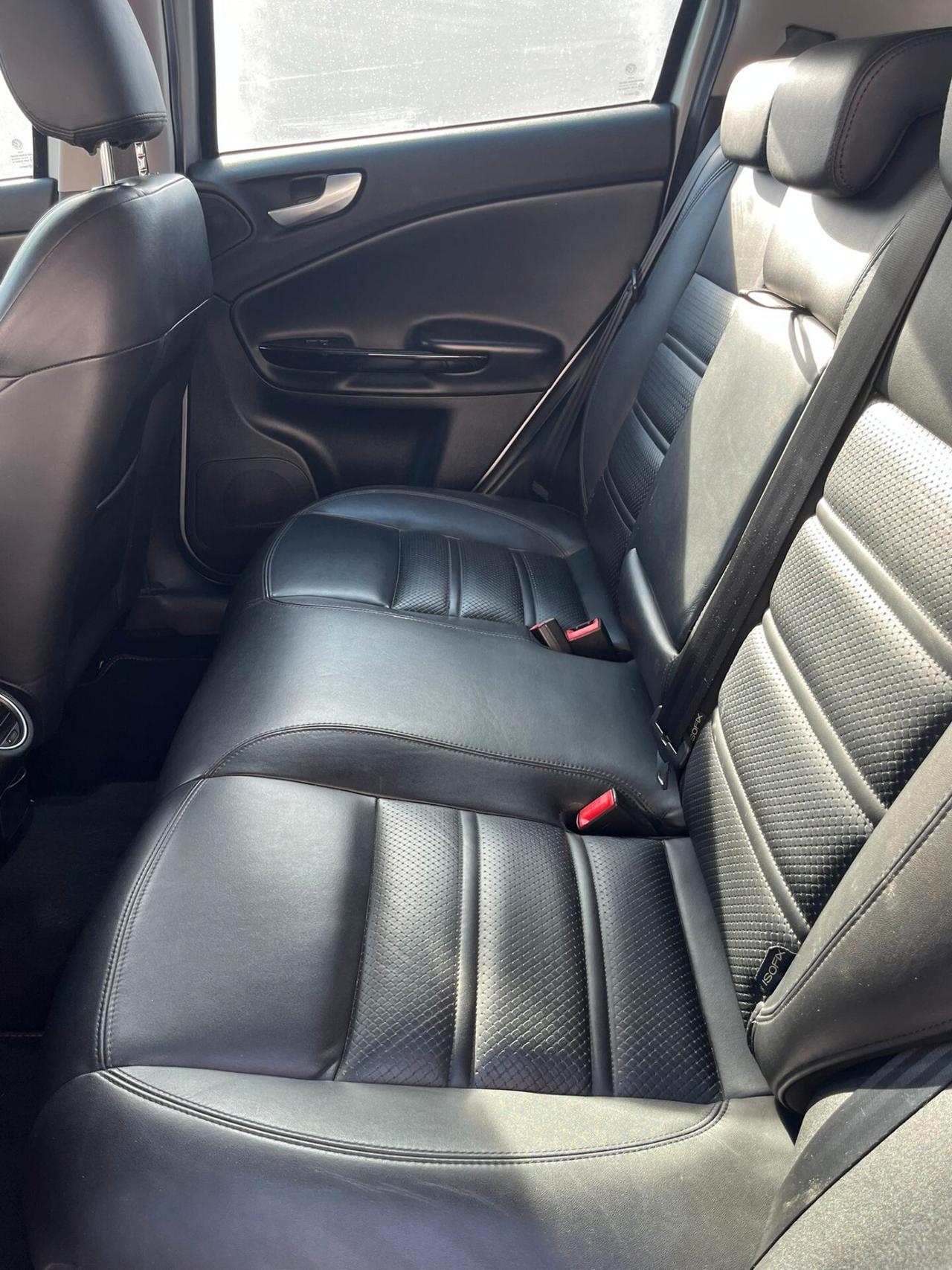 Alfa Romeo Giulietta 1.6 JTDm-2 105 CV Distinctive