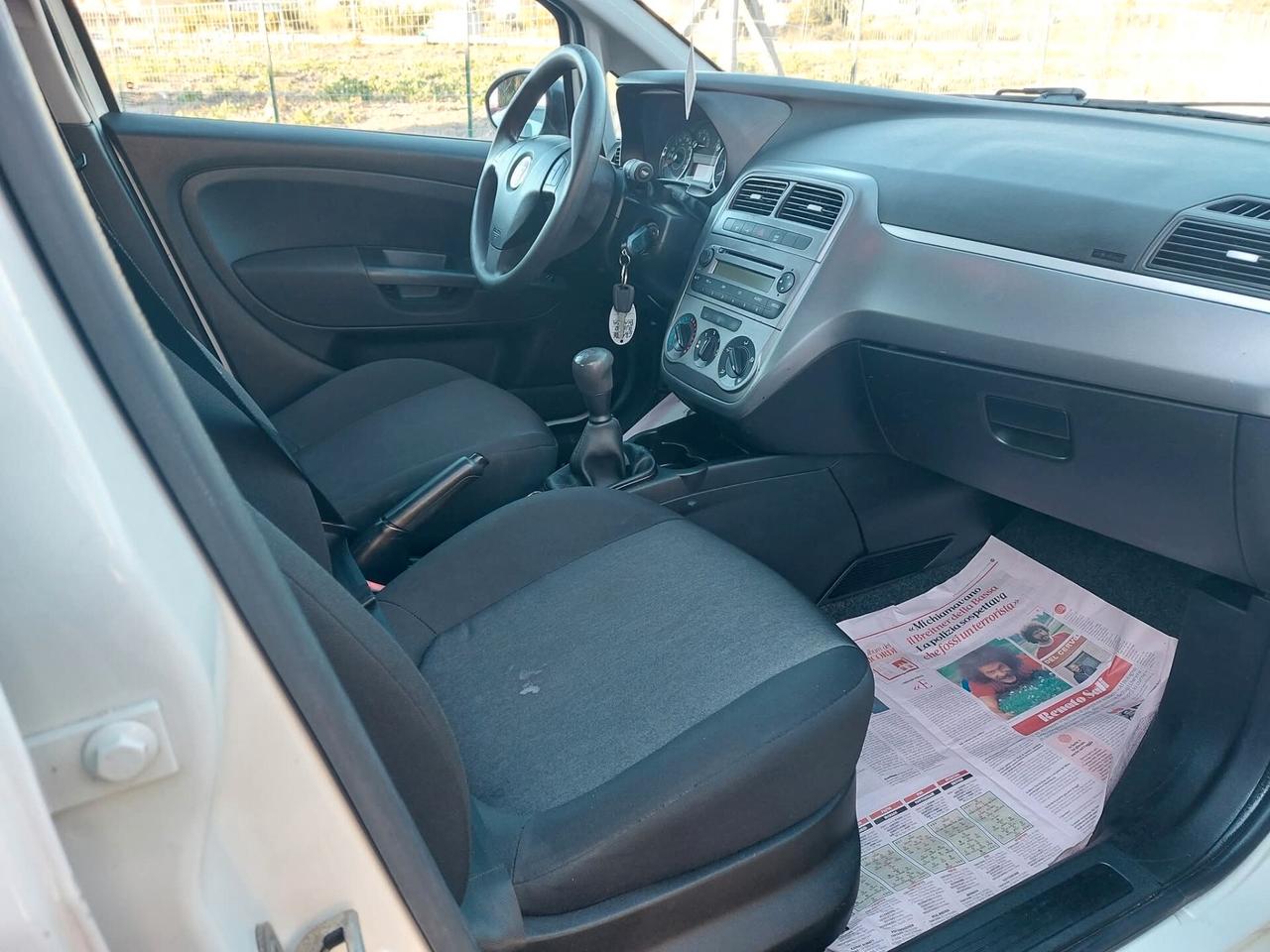 Fiat Punto 1.3 MJT II S&S 85 CV 5 porte Street