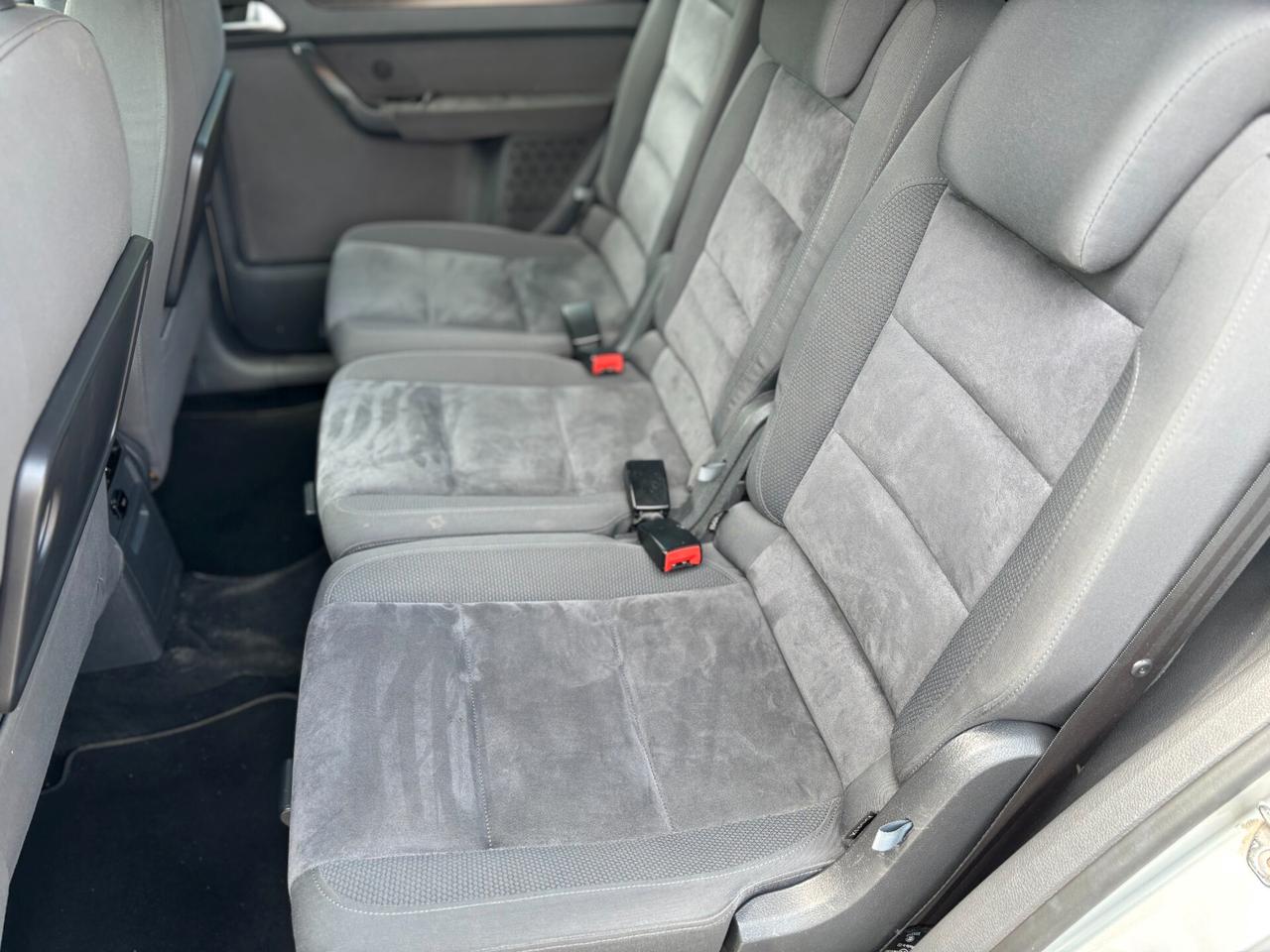 Volkswagen Touran 1.4 METANO CAMBIO AUTOMATICO
