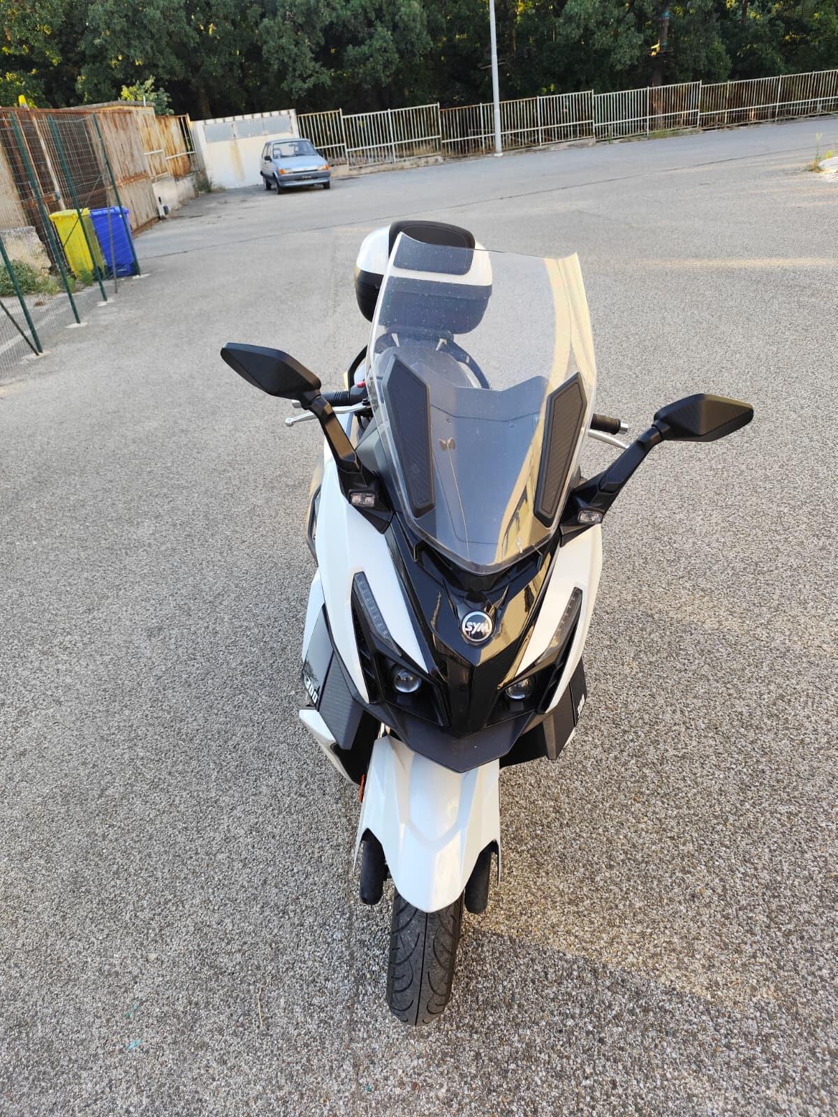 Sym Cruisym 300 2023