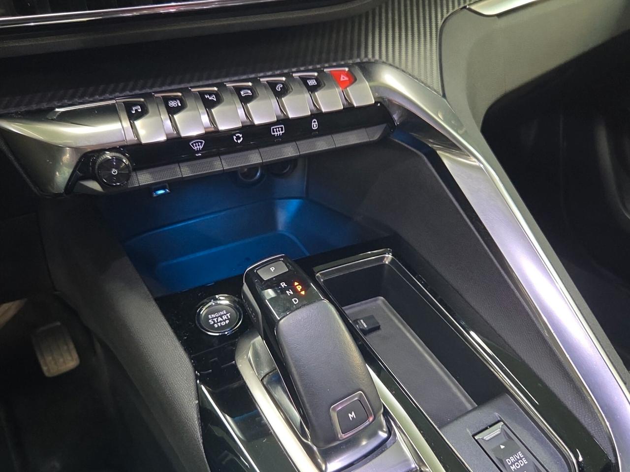 Peugeot 3008 BlueHDi 130 S&S EAT8 Allure
