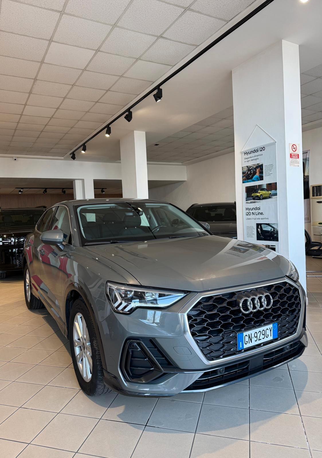 Audi Q3 Sportback 35 2.0 tdi Business Plus s-tronic