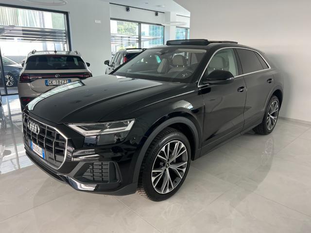 AUDI Q8 50 TDI 286 CV Quattro tiptronic Tetto apribile