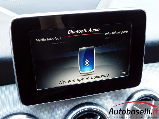 MERCEDES-BENZ CLA 200 d AUTOMATICA SPORT ''NIGHT PACK'' 2.200cc 136cv