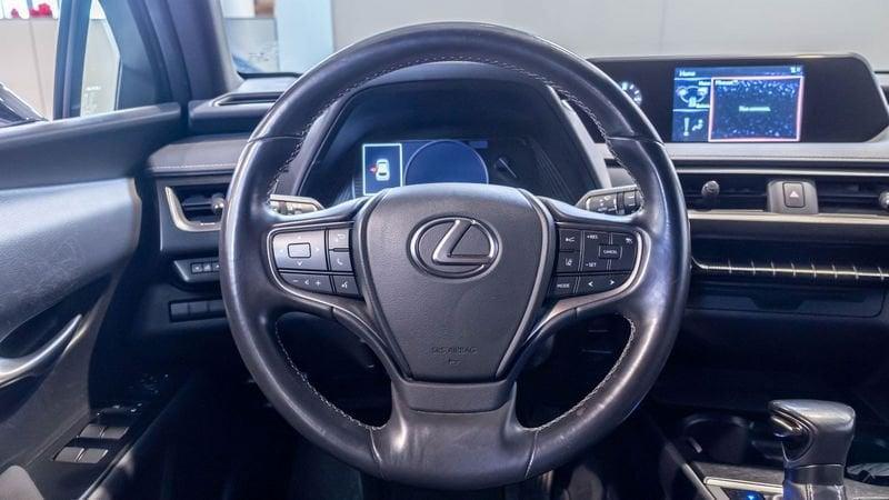 Lexus UX 2019 250h 2.0 Executive 2wd cvt