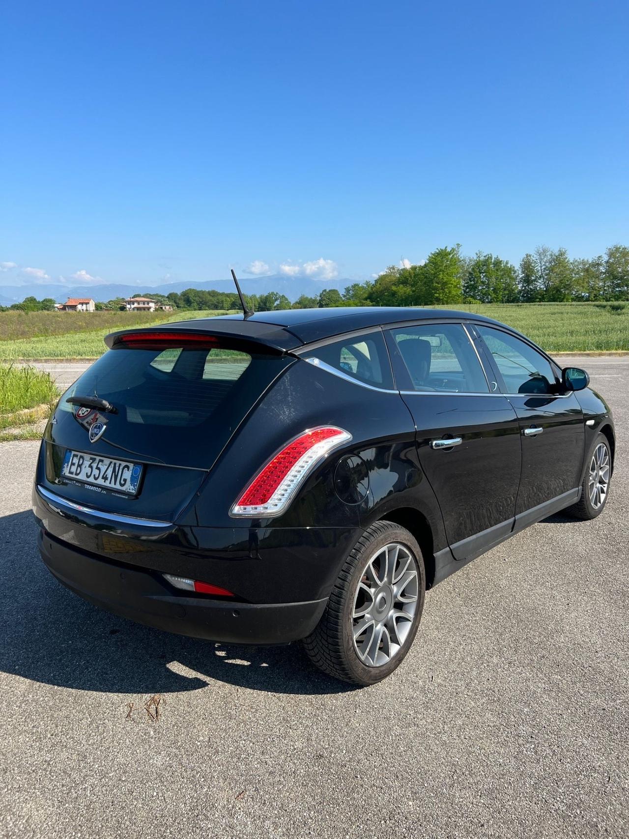 Lancia Delta 1.4 T-Jet 120 CV Platino Ecochic GPL