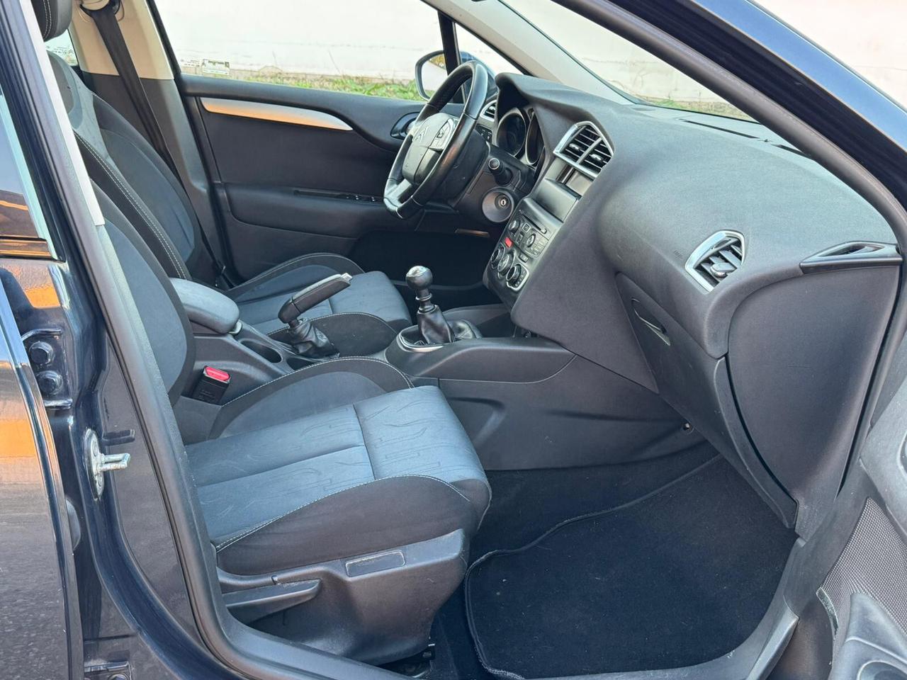 Citroen C4 Berlina 1.6 Neopatentati