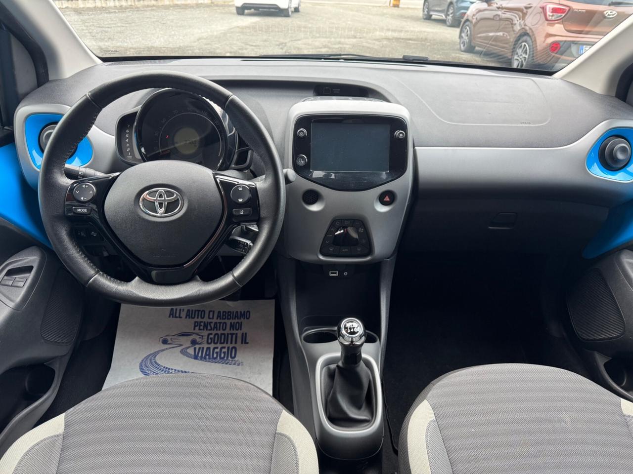 Toyota Aygo Connect 1.0 72 CV wave