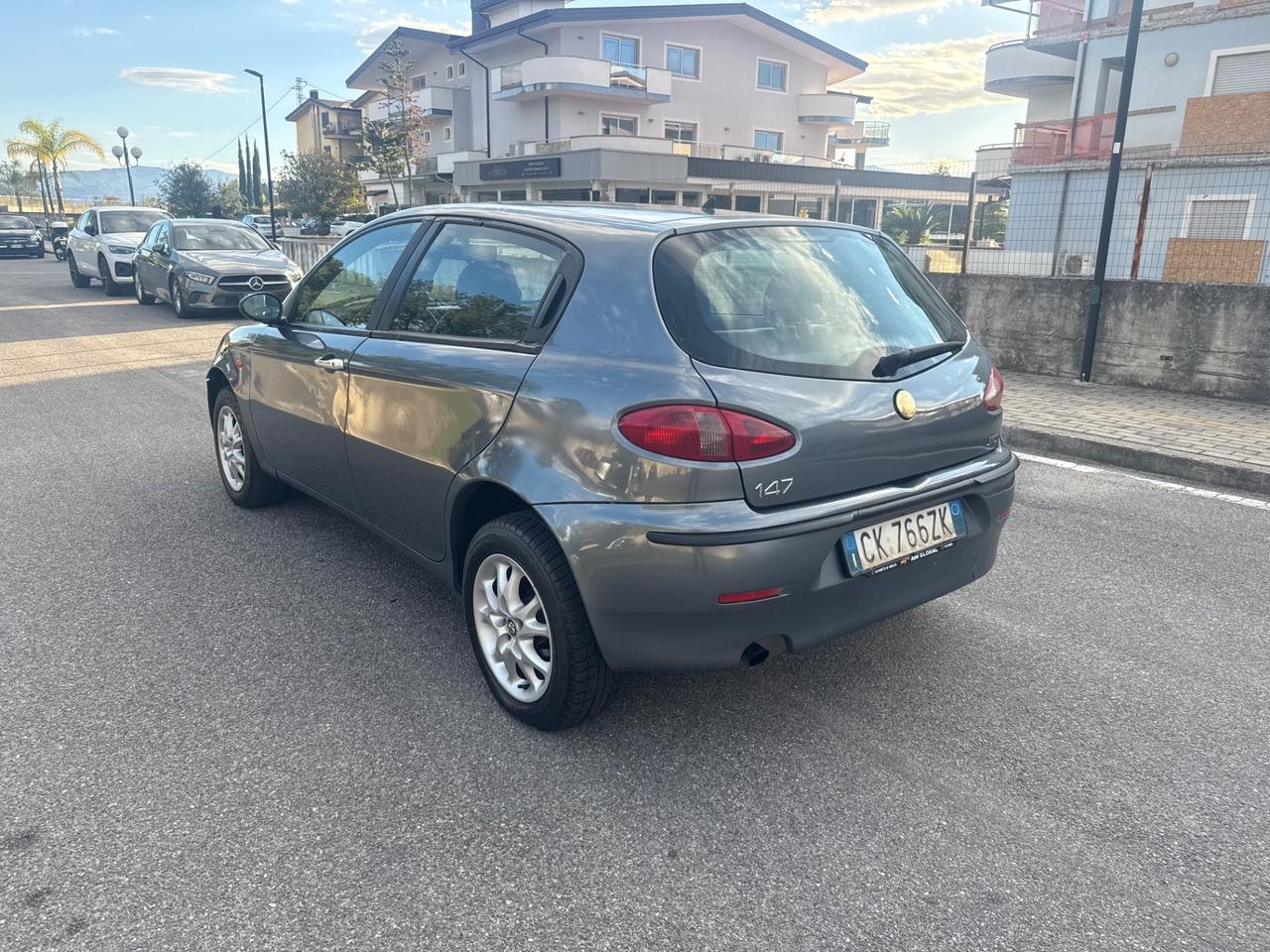 Alfa Romeo 147 1.9 JTD (115 CV)