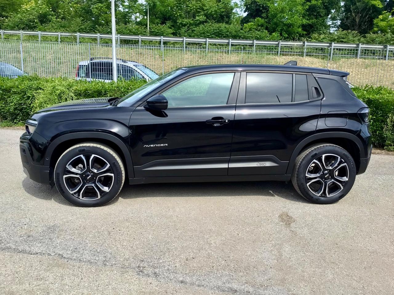 Jeep Avenger 1.2 Turbo 100 CV Summit