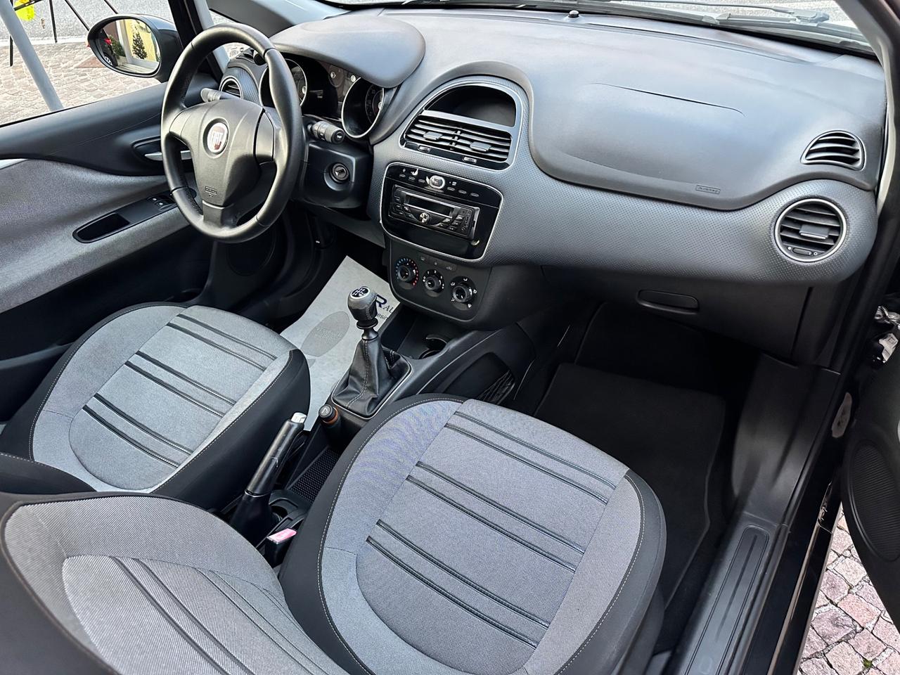 Fiat Punto Evo 1.4Bz 77Cv - Neopatentati