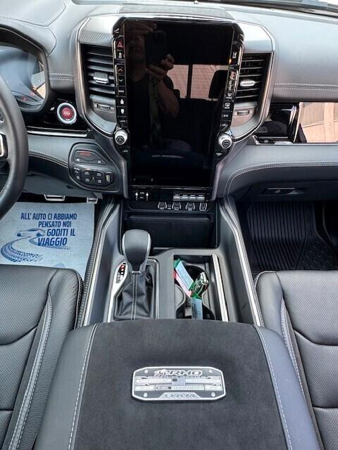 DODGE RAM 1500 RHO 3.0L CREW CAB 4x4