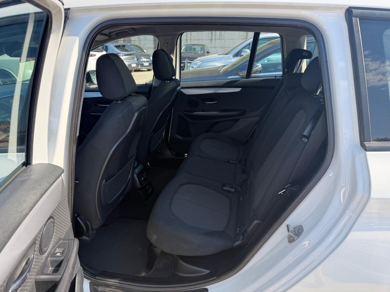 Bmw Serie 2 Gran Tourer 216d Sport
