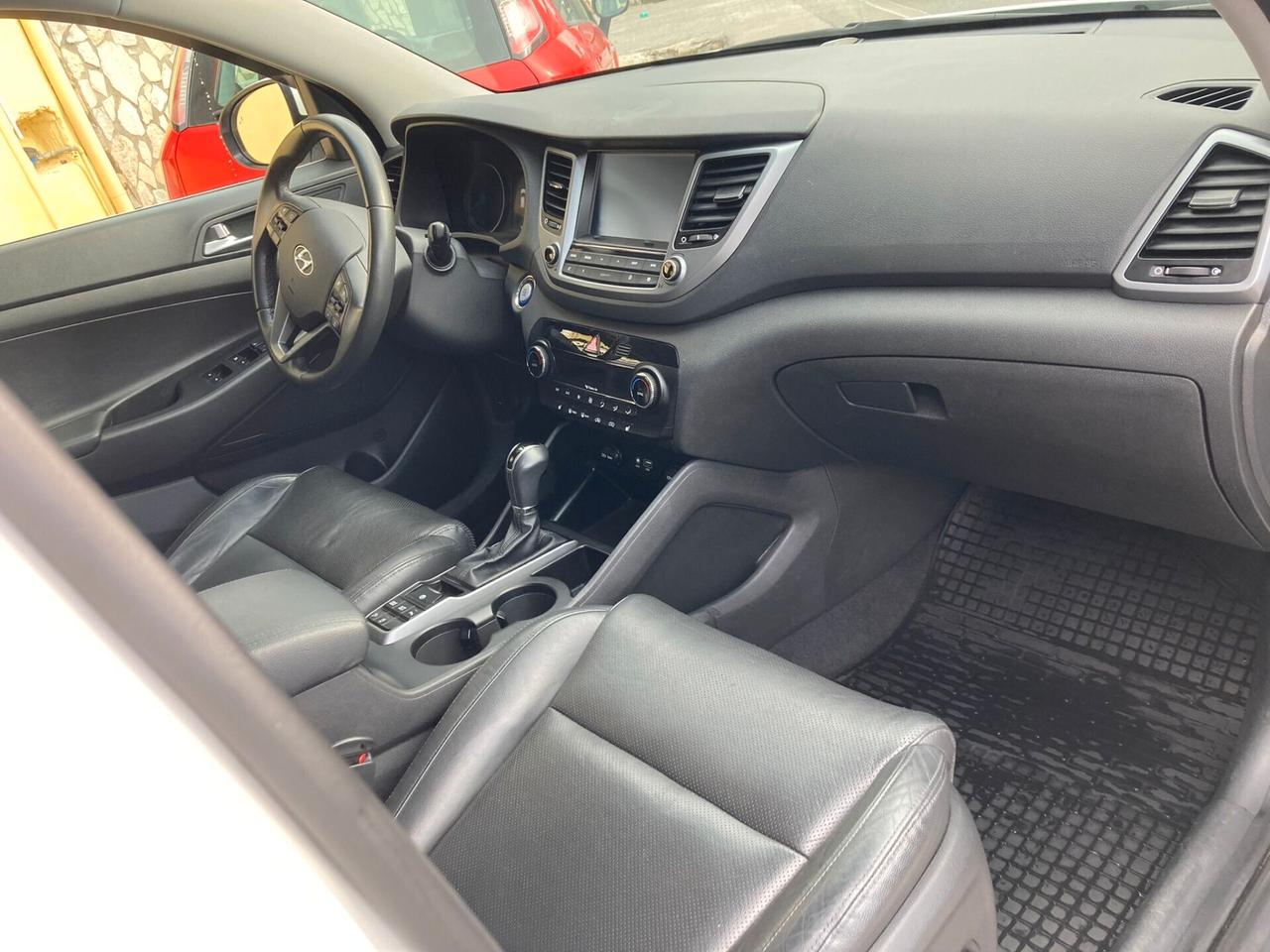 Hyundai tucson 1.7 141cv Full optonal 12/2016