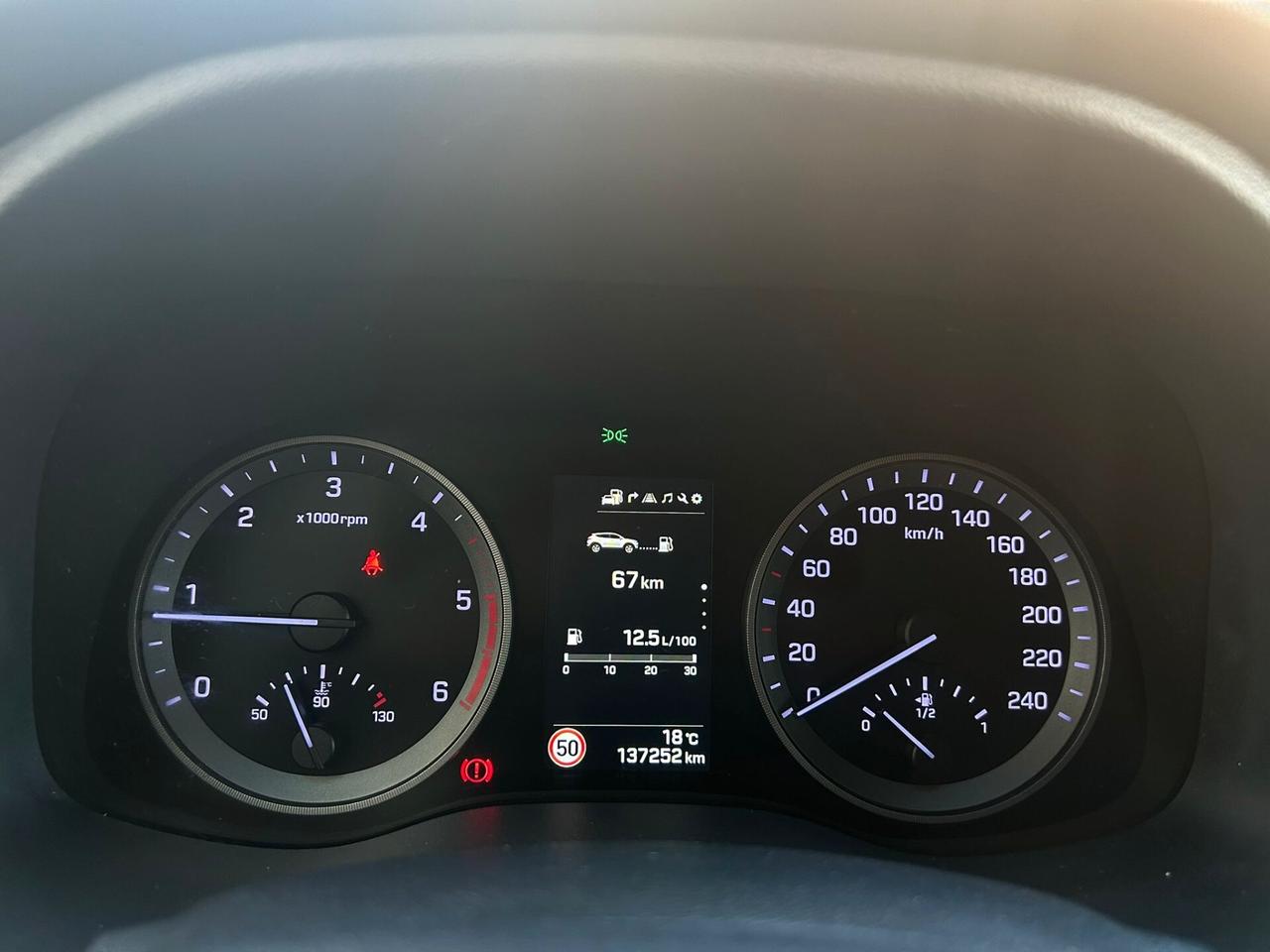 Hyundai Tucson 1.7 CRDi XPOSSIBLE NAVI/RET-12/2017
