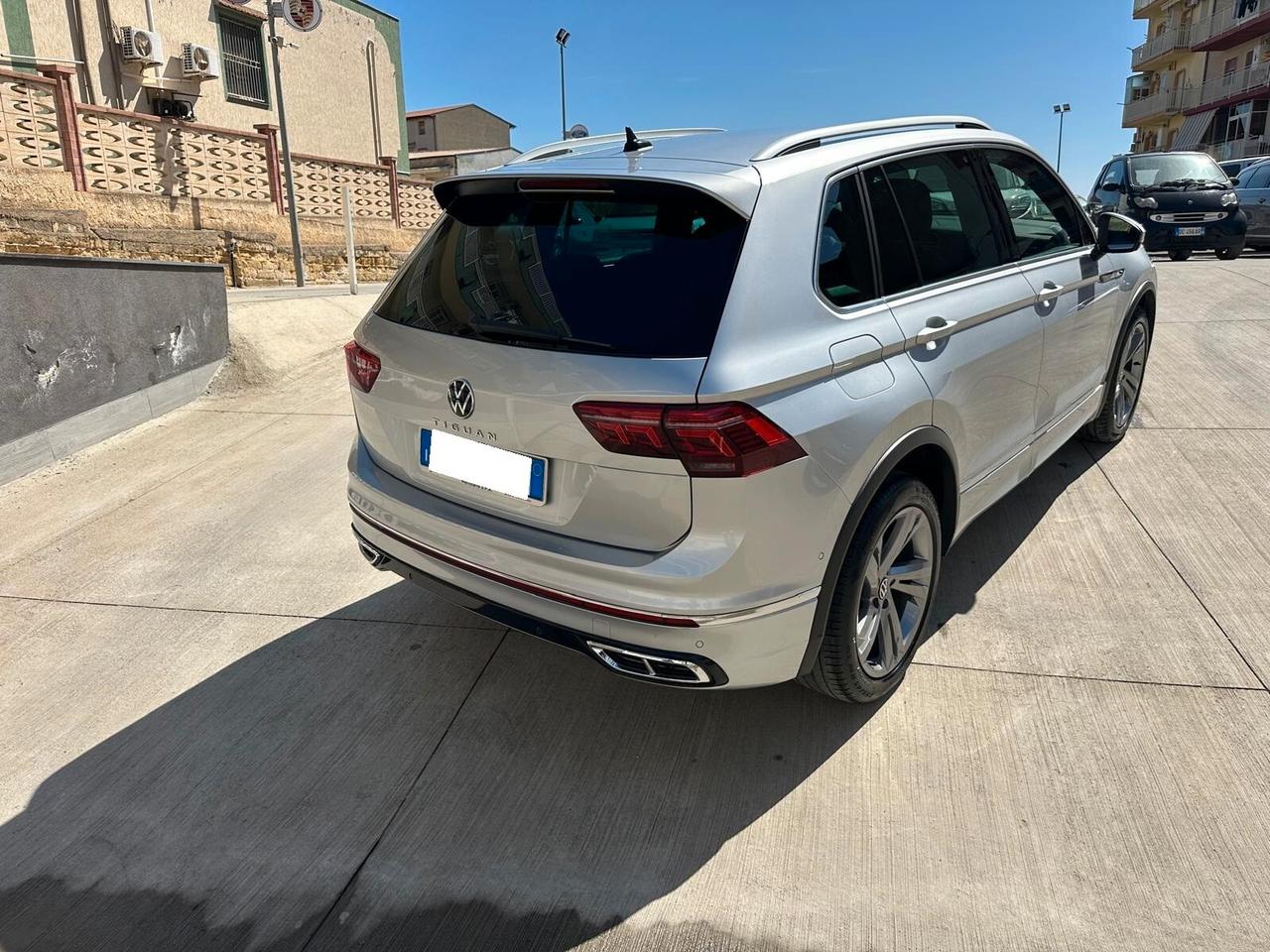Volkswagen Tiguan 2.0 TDI 150 CV SCR DSG 4MOTION R-Line