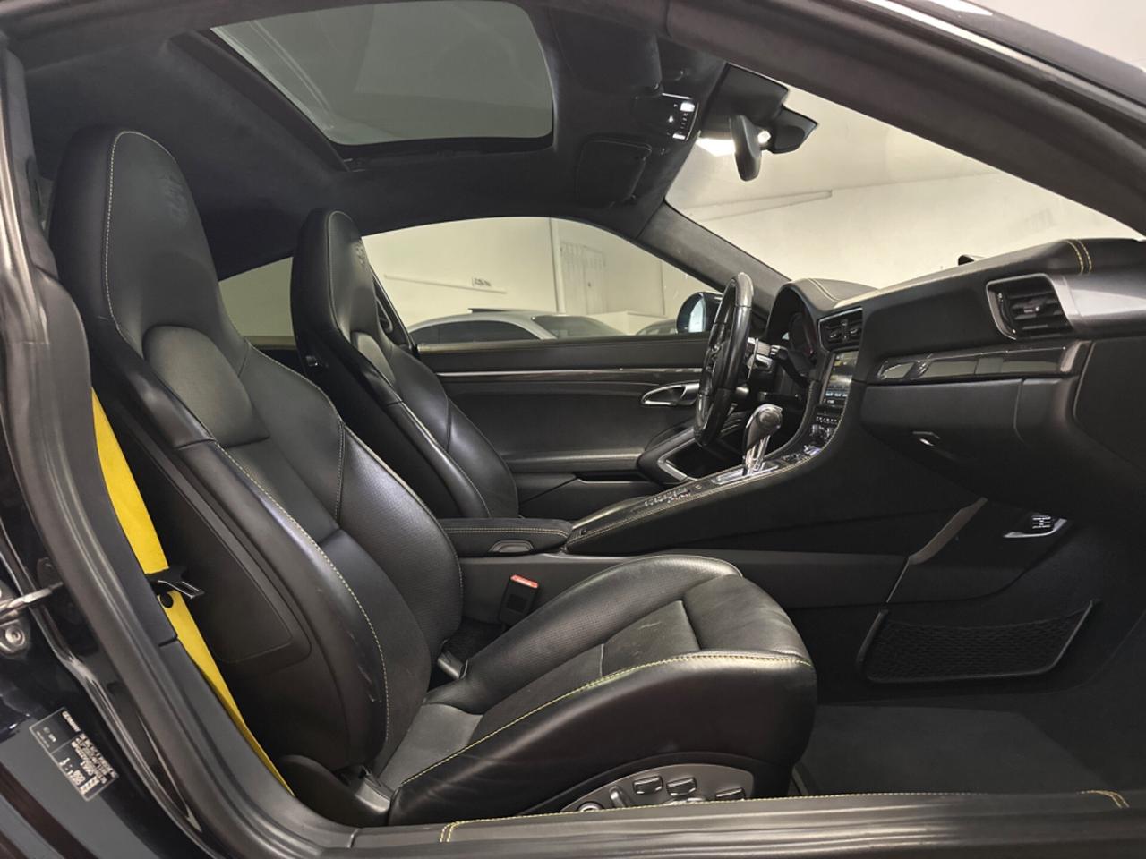 PORSCHE 911 3.8 TURBO S 560CV COUPE'