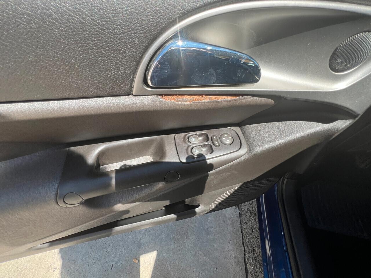 Lancia Ypsilon 1.2 Modamilano