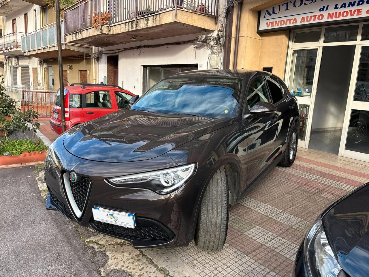 Alfa Romeo Stelvio 2.2 190 CV AT8 Q4 - 2019