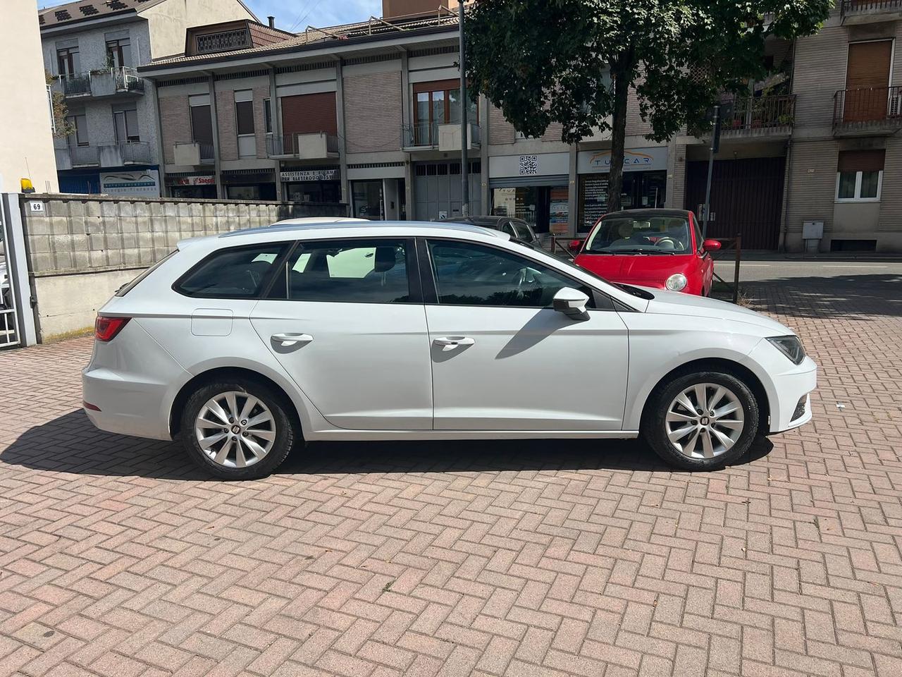 Seat Leon 1.4 TGI Business High DSG