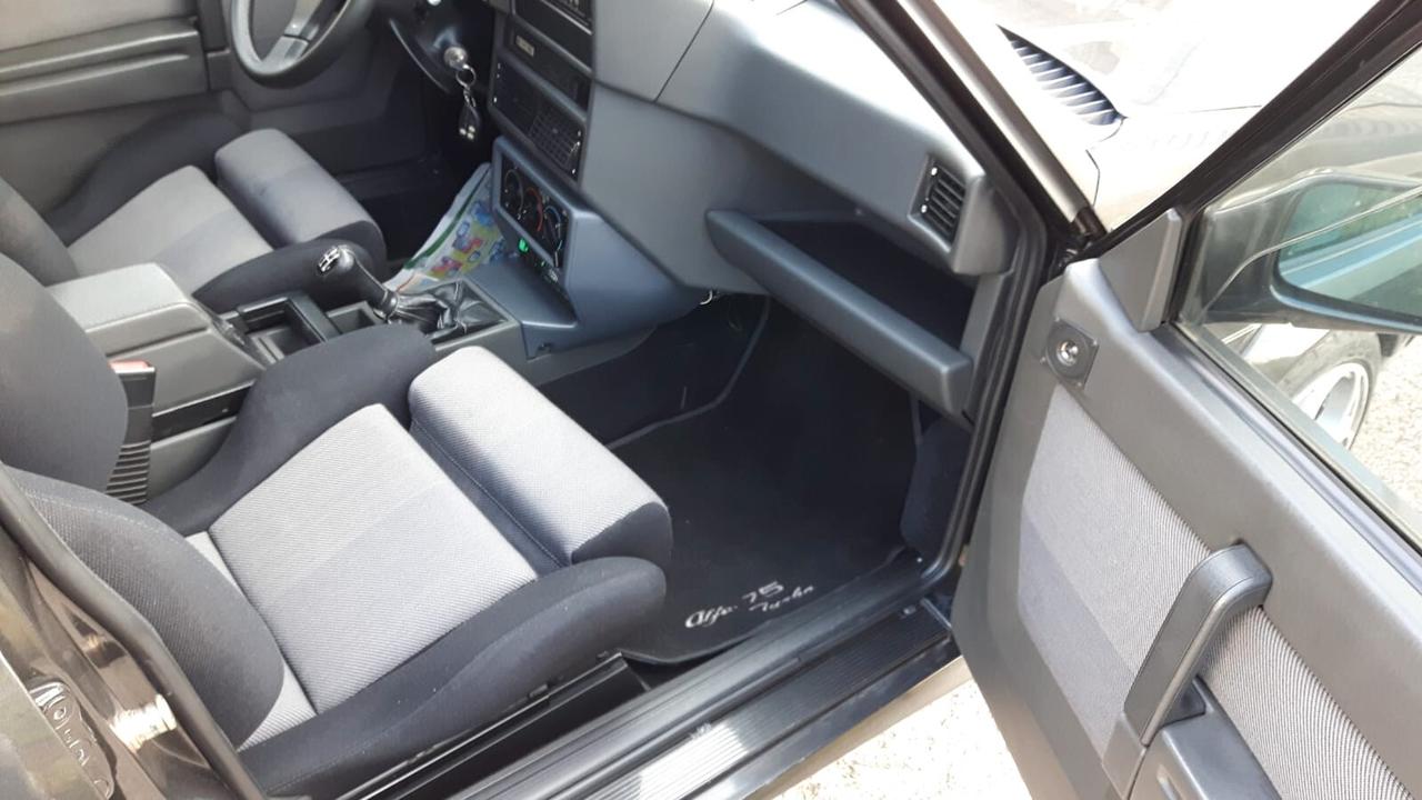 Alfa Romeo 75 1.8i turbo Quadrifoglio Verde