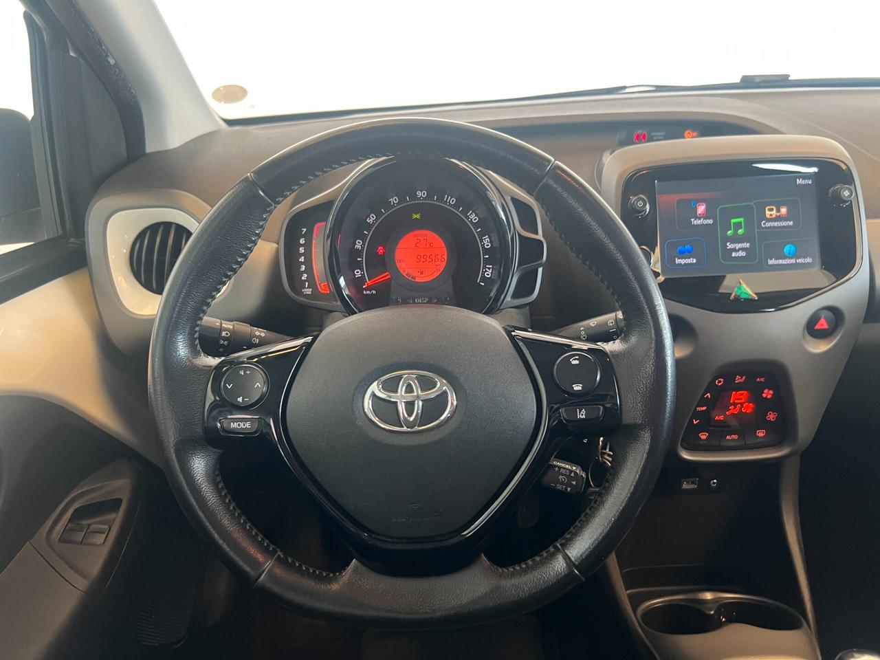 Toyota Aygo 1.0 VVT-i 72 CV 5 porte x-cool telecamera di retro ok neopatentati