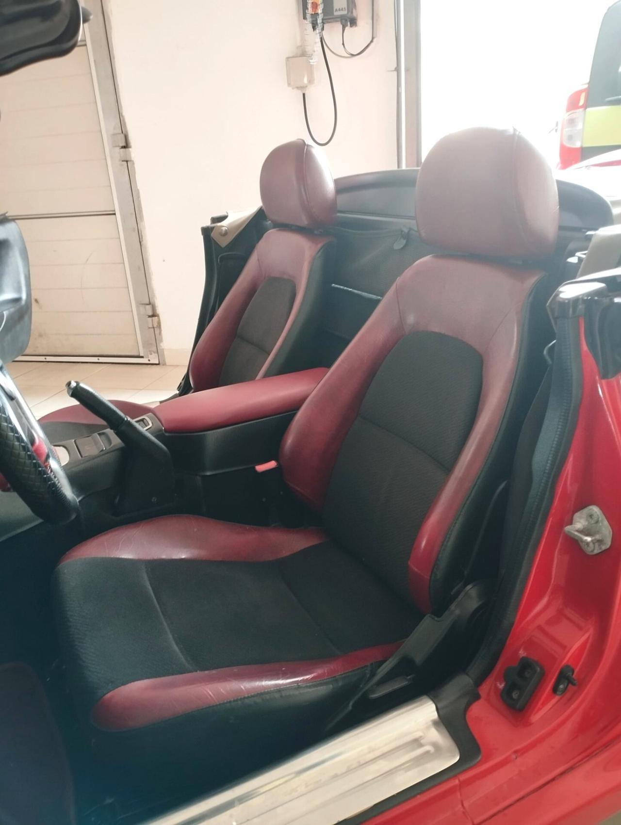 Mazda MX-5 1.6i 16V cat