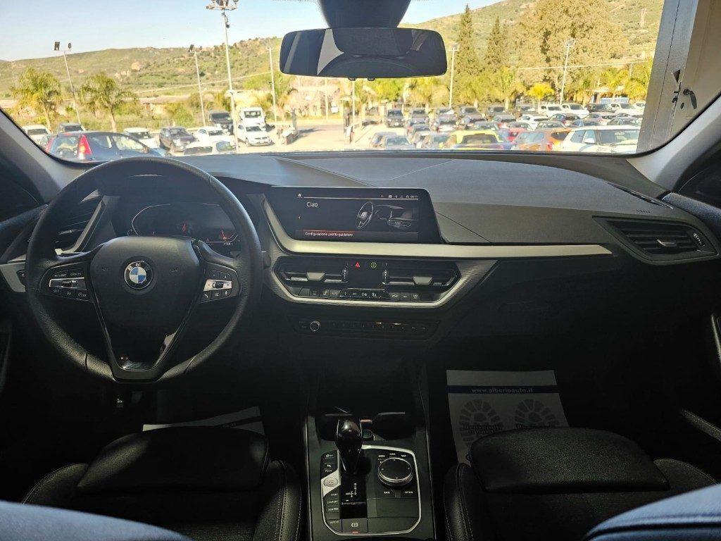 BMW 118 d 5p. Business Advantage