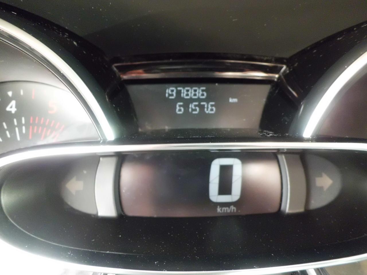 Renault Clio dCi 8V 90 CV 5 porte Moschino Intens
