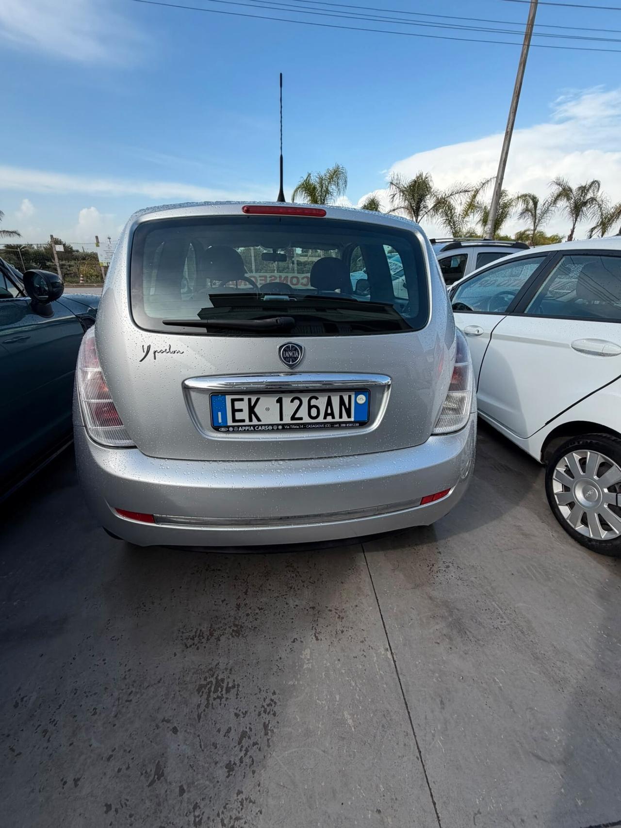 Lancia Ypsilon 1.3 MJT 75 CV Platinum