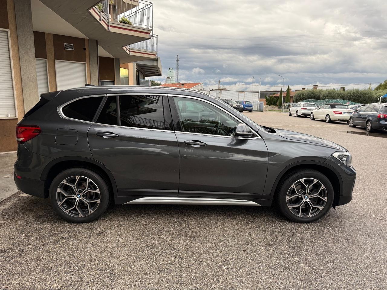Bmw X1 sDrive 18d xLine Edition Essence