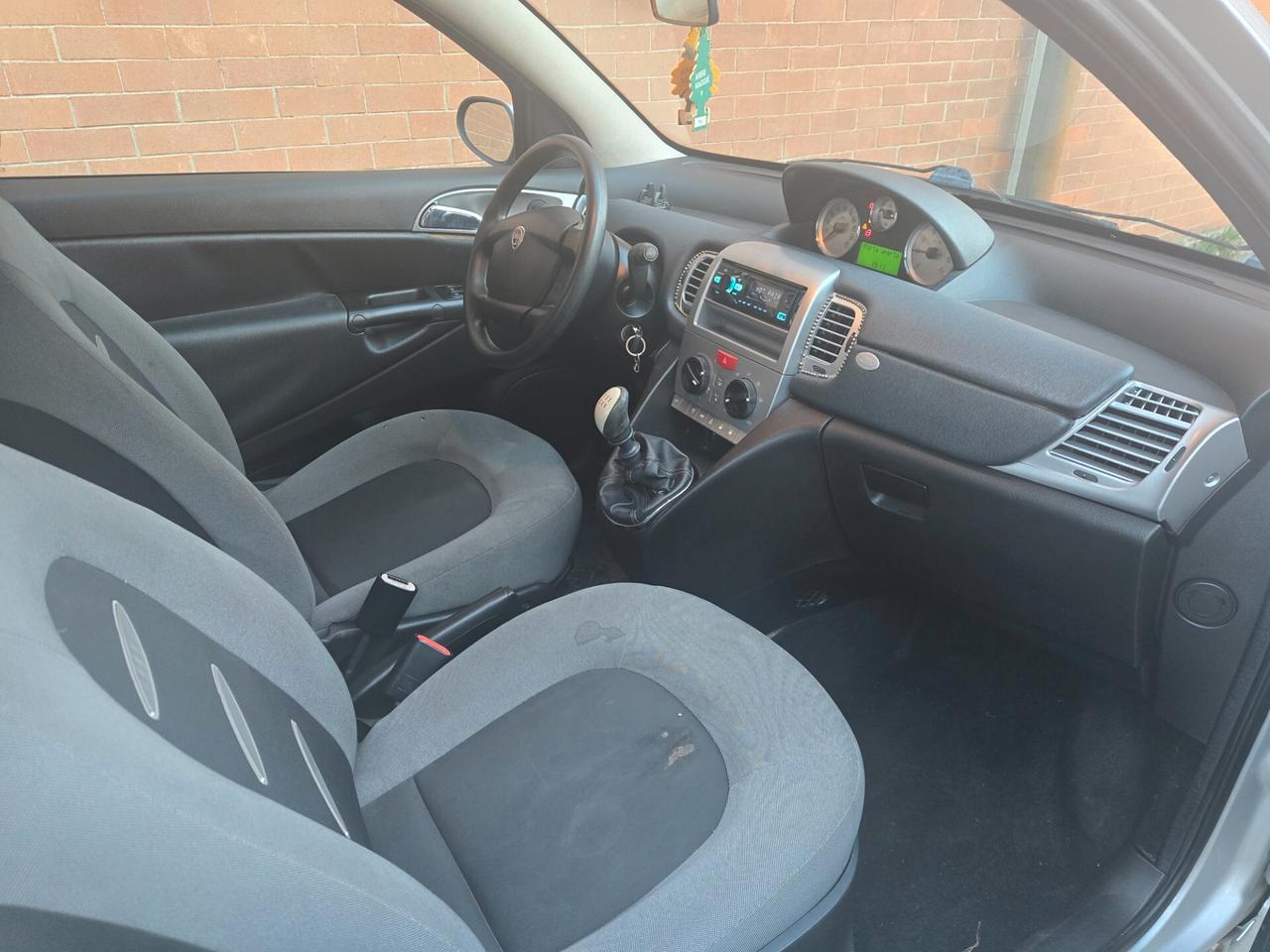 Lancia Ypsilon 1.2 Argento GPL!!!