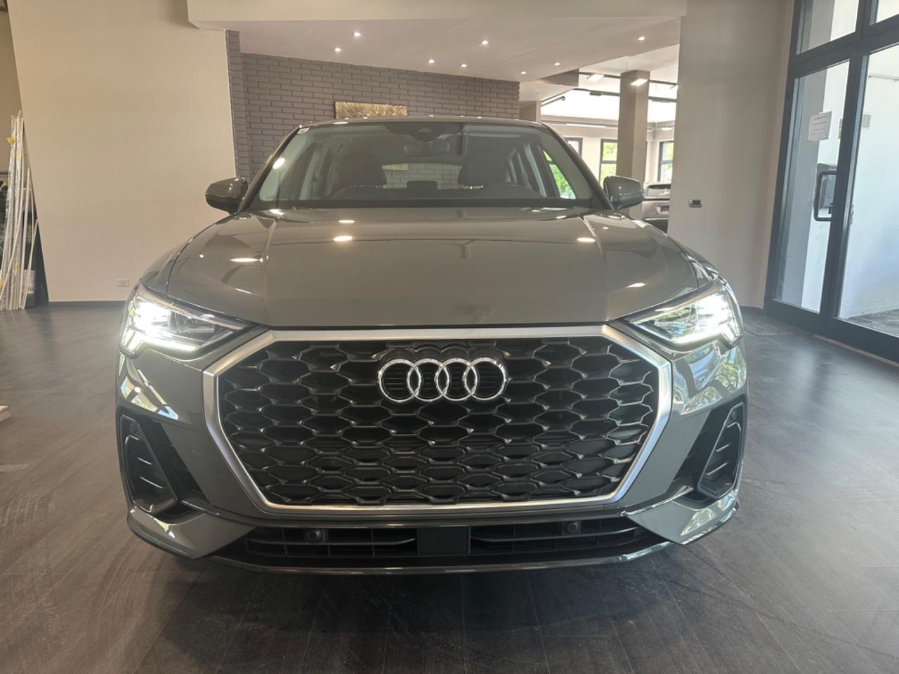 Audi Q3 35 TDI S tronic