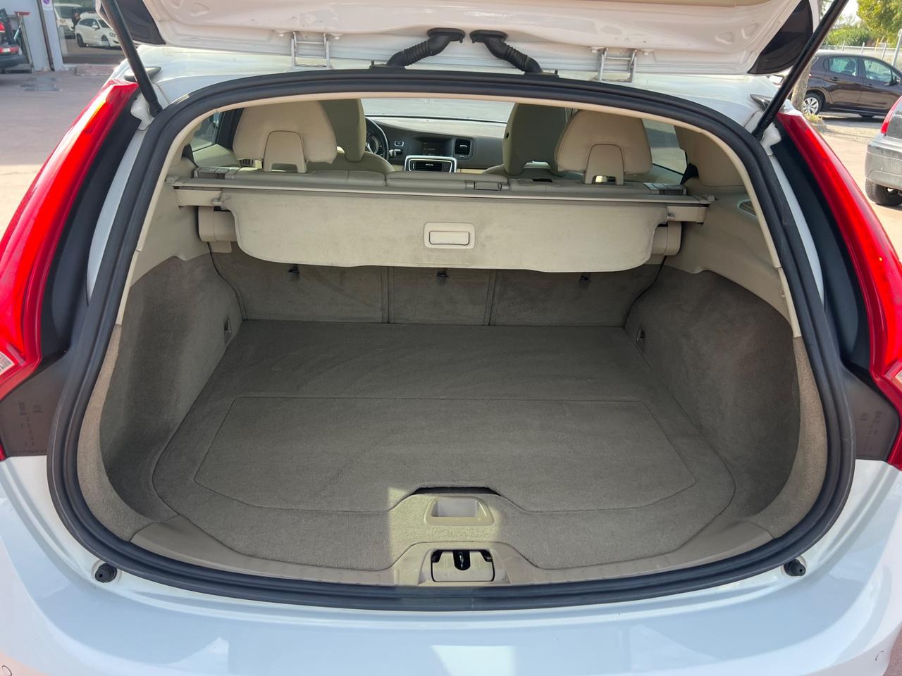 Volvo V60 D3 Geartronic Summum