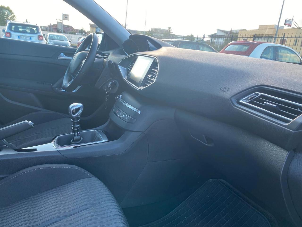 Peugeot 308 BlueHDi 116cv Active 55.000 KM